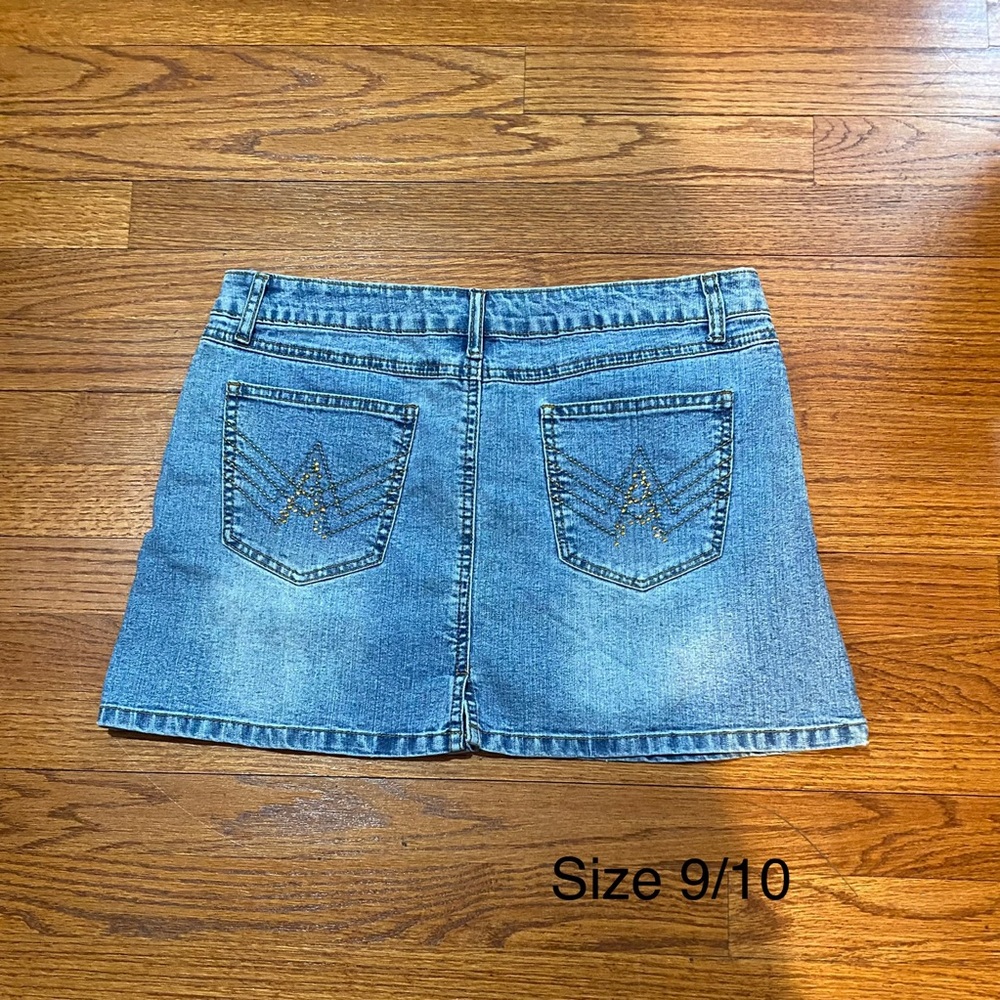 Denim skirt 9/10
